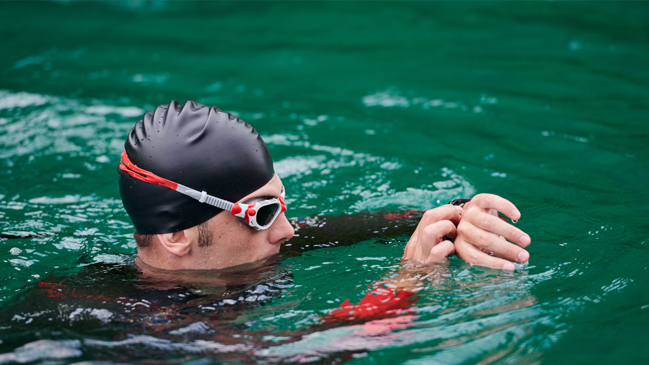 8-Best-Smartwatch-to-Track-Health-and-Fitness